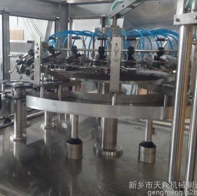 铁岭庄河枸葡萄除梗破碎机、鞍山抚顺果酒饮料灌装生产线、丹东果酒生产线灌装线、本溪葡萄酒机械设备天众灌装线专业生产厂家